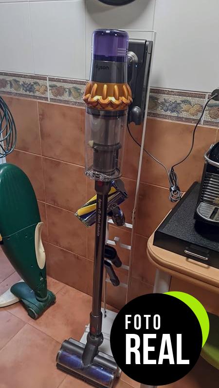 soporte-aspiradora-dyson-negro-morango-foto-1